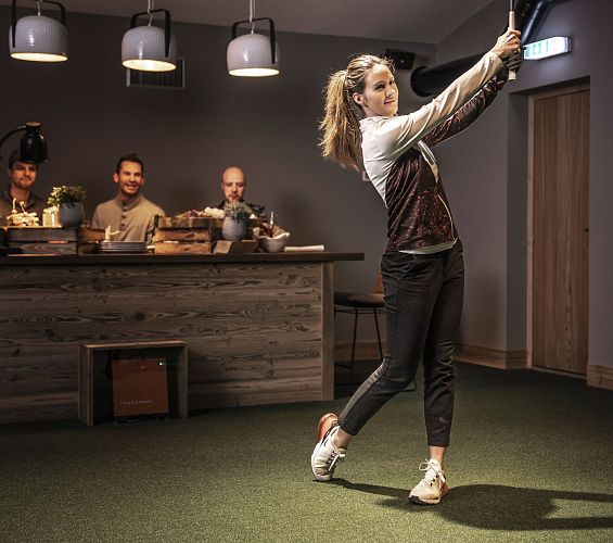 Indoor Golf